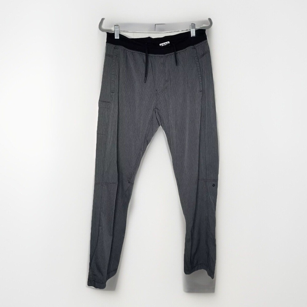 Lululemon Men's Gray & Black Striped Track‎ Pants sz L